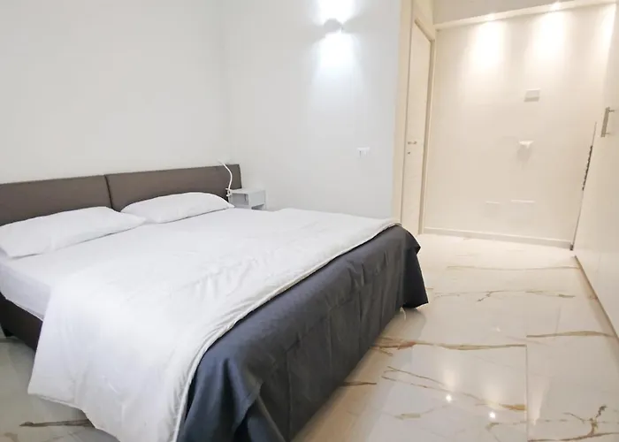 Pl9 House بارما